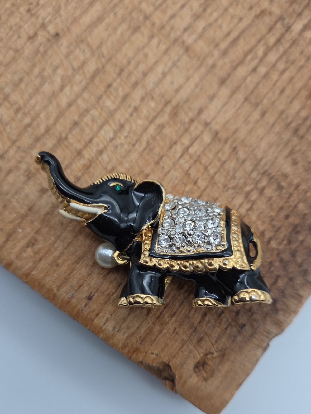 Vintage Elephant Brooch Rhinestone Enamel Gold Tone